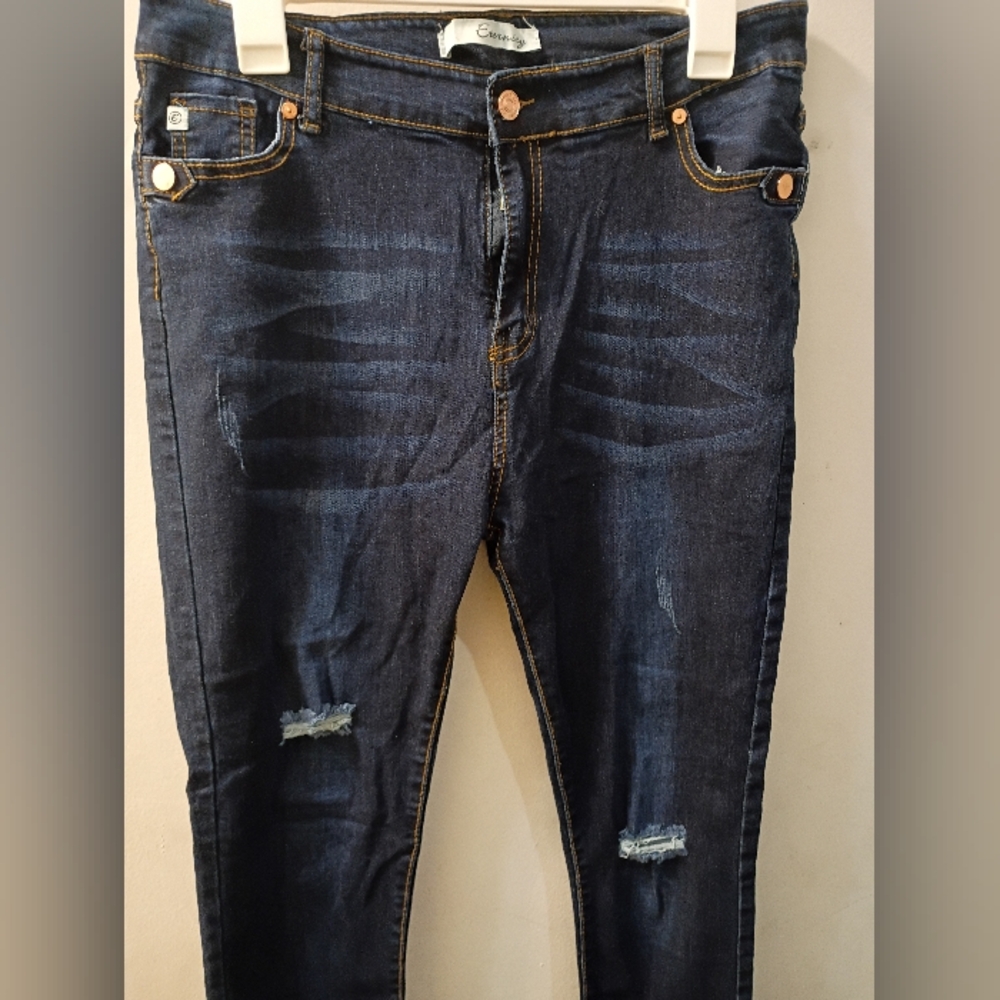 Eternity, EUC, Women's, Dark Blue Distressed Jeans, Size 34